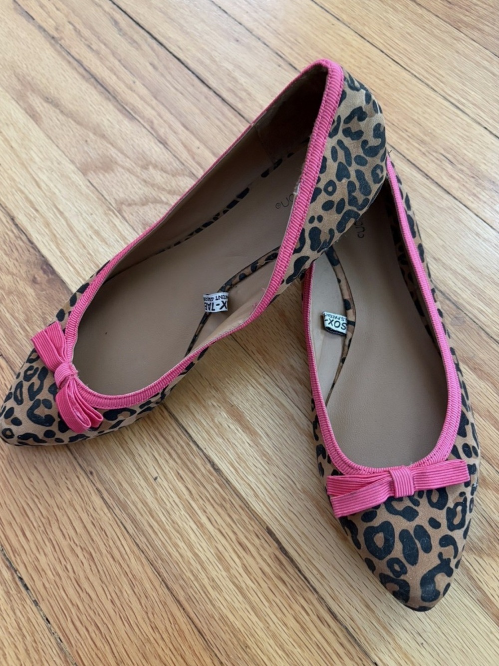 Xhilaration Women’s Size 8.5 Cheetah Leopard Print Slip On Pink Bow Flats Shoes